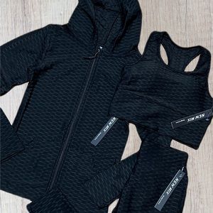 TikTok Leggings, Sports Bra & Zip-Up Jacket Activewear Set NWT Women’s
